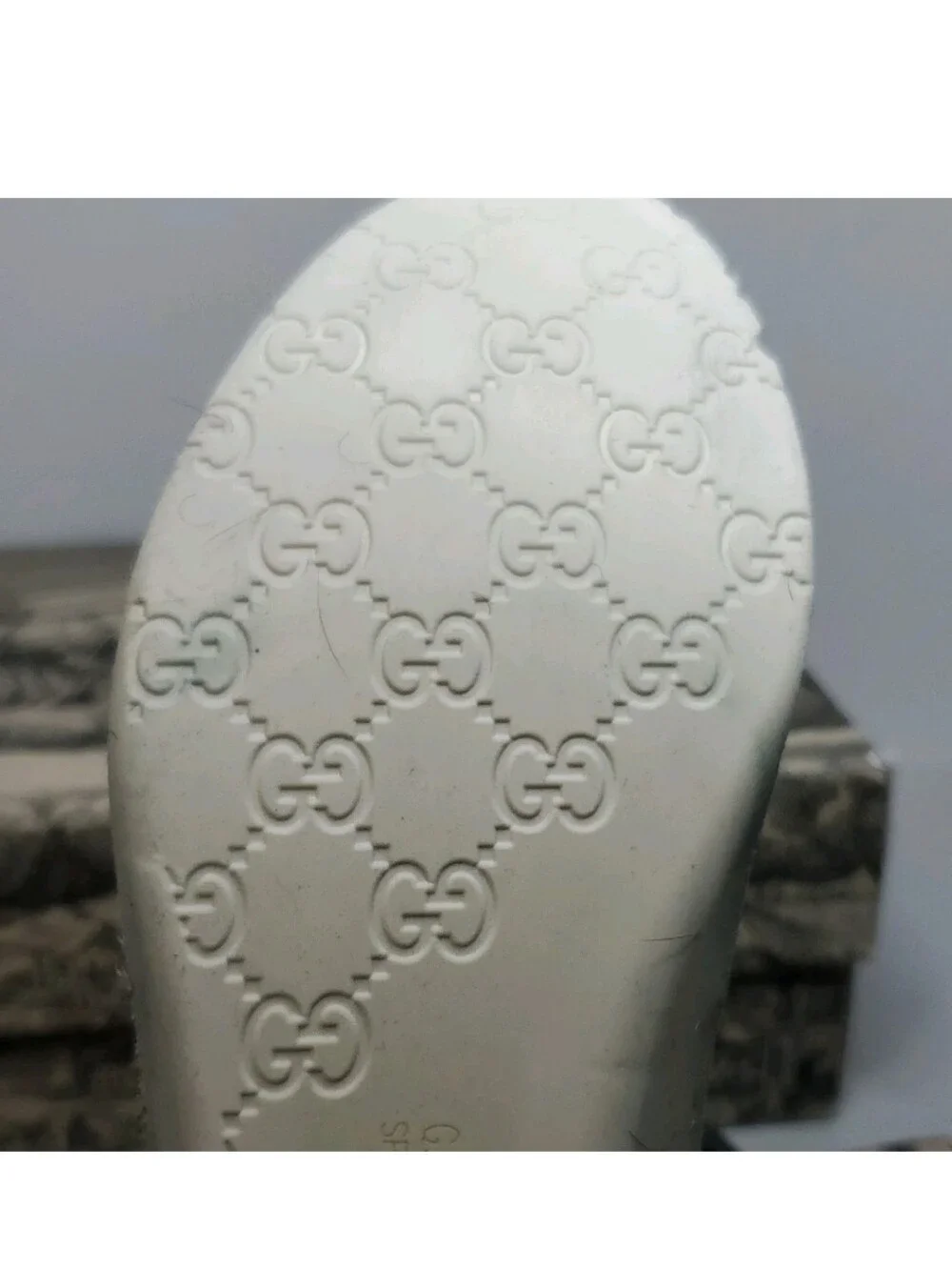 Gucci authentic preowned